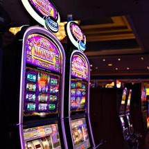 美国18亿美元彩票头奖，梦想一夜暴富的全球狂欢