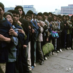 时代变迁下的火车票代售点，淘汰还是转型？