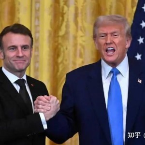 马克龙被美警察拦下，特朗普紧急介入，国际关系中的小插曲与大智慧