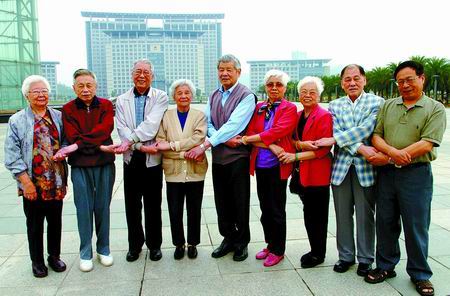 跨越山海的送行，广东15人家庭的国防科大之旅