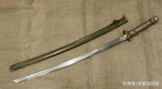 大鹏海关惊现百把未申报武士刀，背后故事引人深思