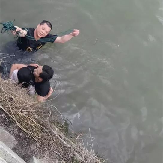 铁锅炖老板跳水救人，广东人的侠义精神