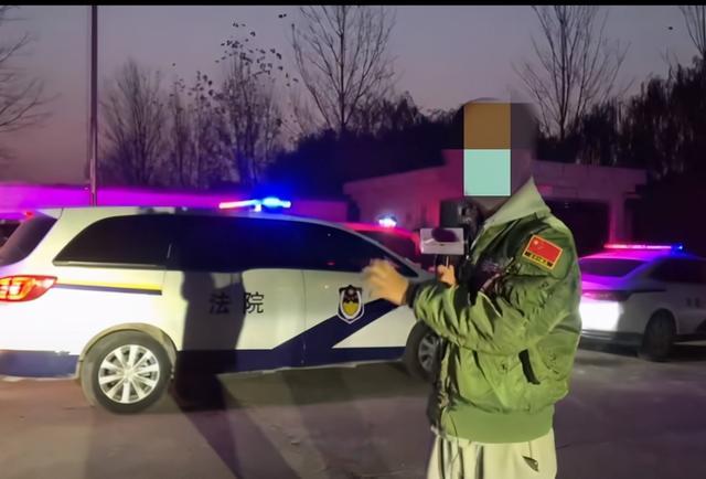 河南南阳法院警车接亲事件辟谣，真相大白，误会一场