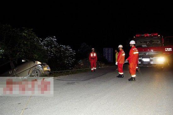 广东男子炖鸡时酣睡，醒来惊见消防员，一场意外的火警救援