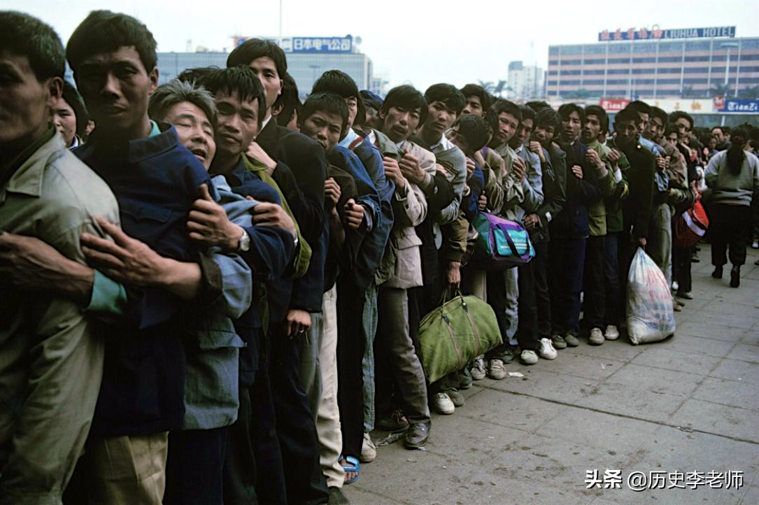 时代变迁下的火车票代售点，淘汰还是转型？